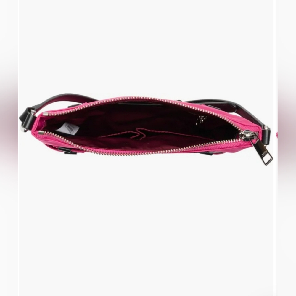 Marc Jacobs Preppy Nylon Hot Pink Swing Pack Crossbody Bag, NWT - Picture 5 of 6